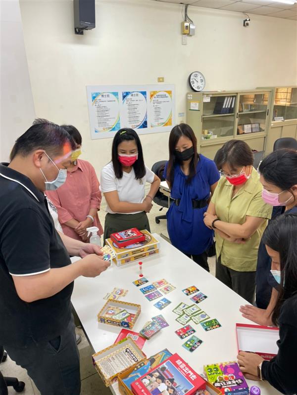 專題演講 : 設計思考模式實務操作, 共7張圖片