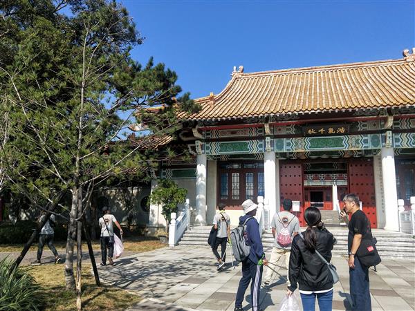 108學年度壽山國家自然公園服務與學習校外實踐參訪  ＜楊護源教師帶領 >, 共5張圖片