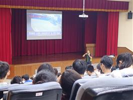 2025/09/19新生週會-交通安全宣導(防禦駕駛)