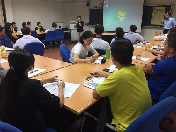 107學年度成教所組發班新生始業輔導, 共7張圖片