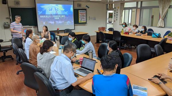 專題演講:戲劇表演在成人及高齡教育之應用, 共7張圖片