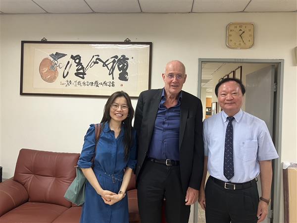 1130408終身學習的比較教育觀點-理論方法, 共8張圖片